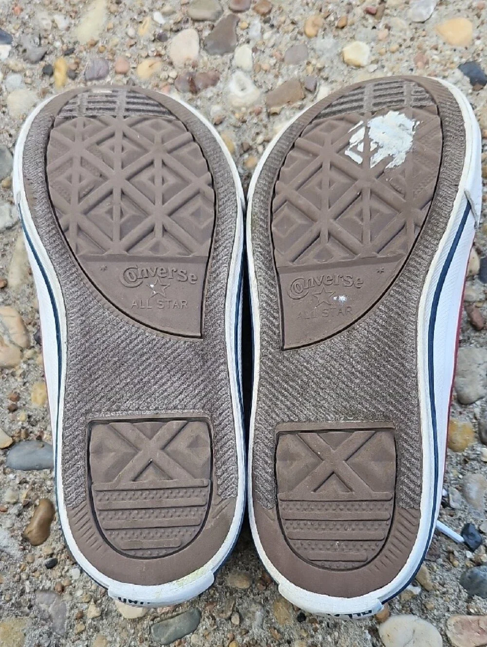 Converse low top